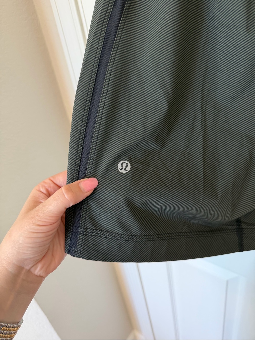 Lululemon Pace Breaker Lined Short 9", M - Picture 3 of 6